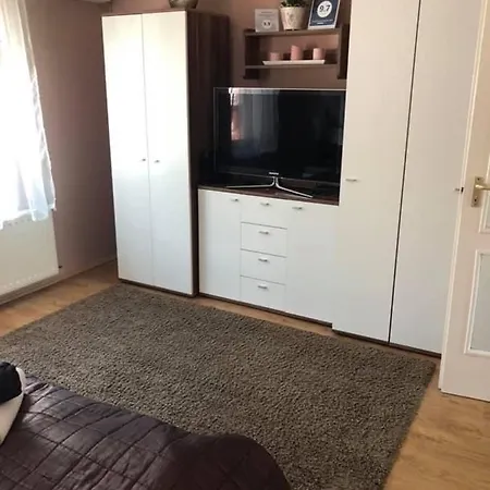 Lotus Apartman Appartement